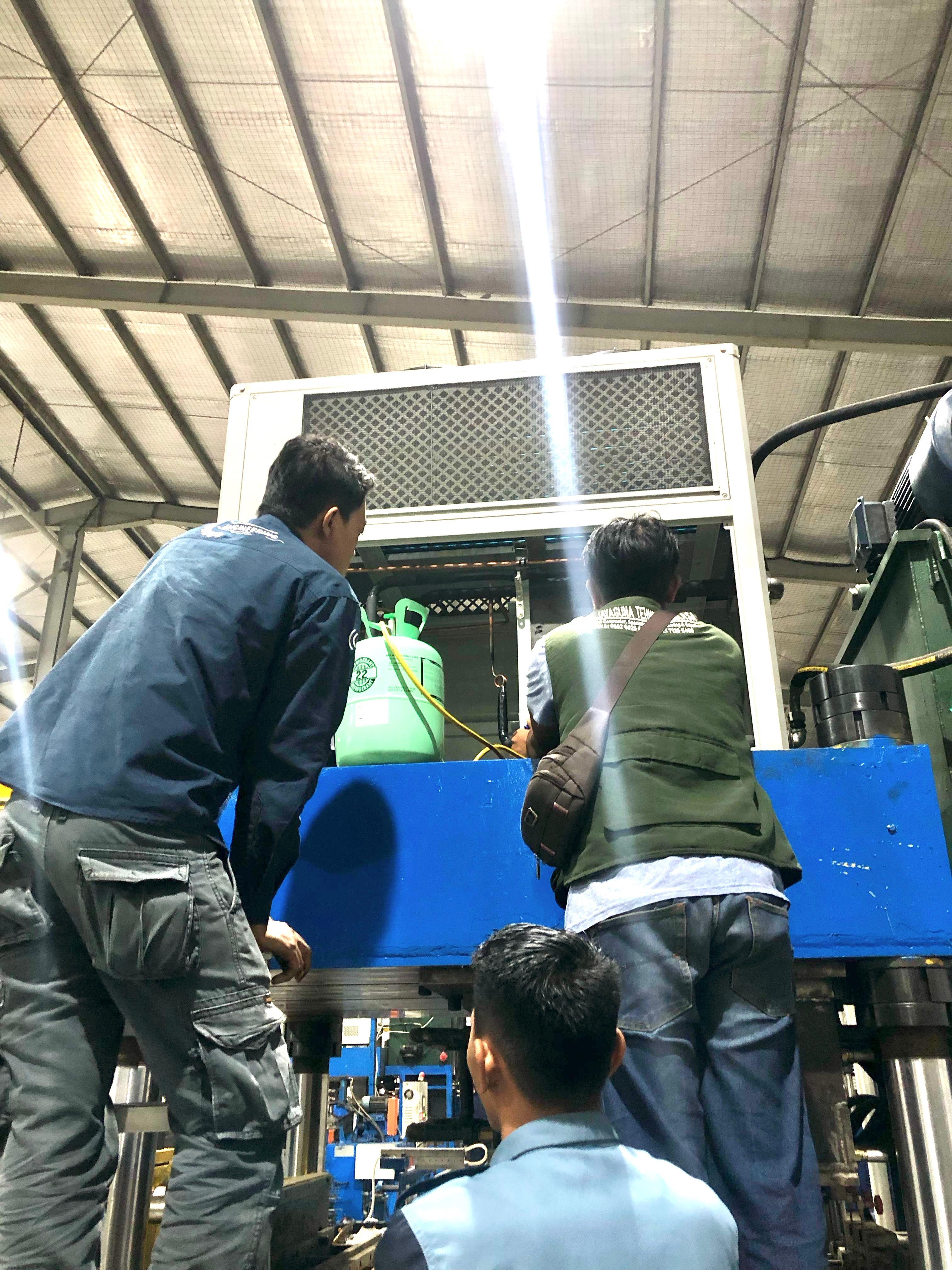 Service Chiller